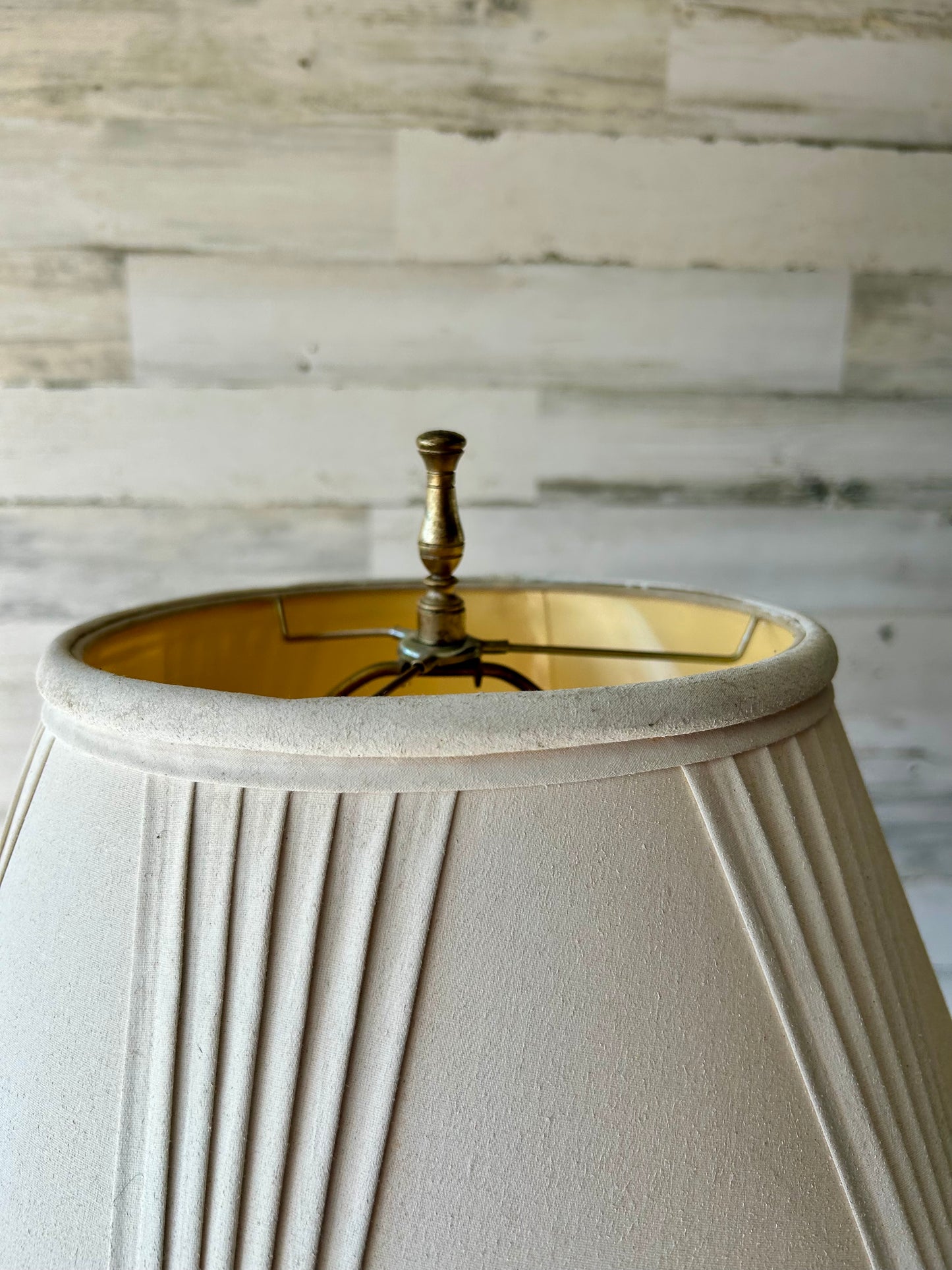 Vintage Etched Glass Table Lamp
