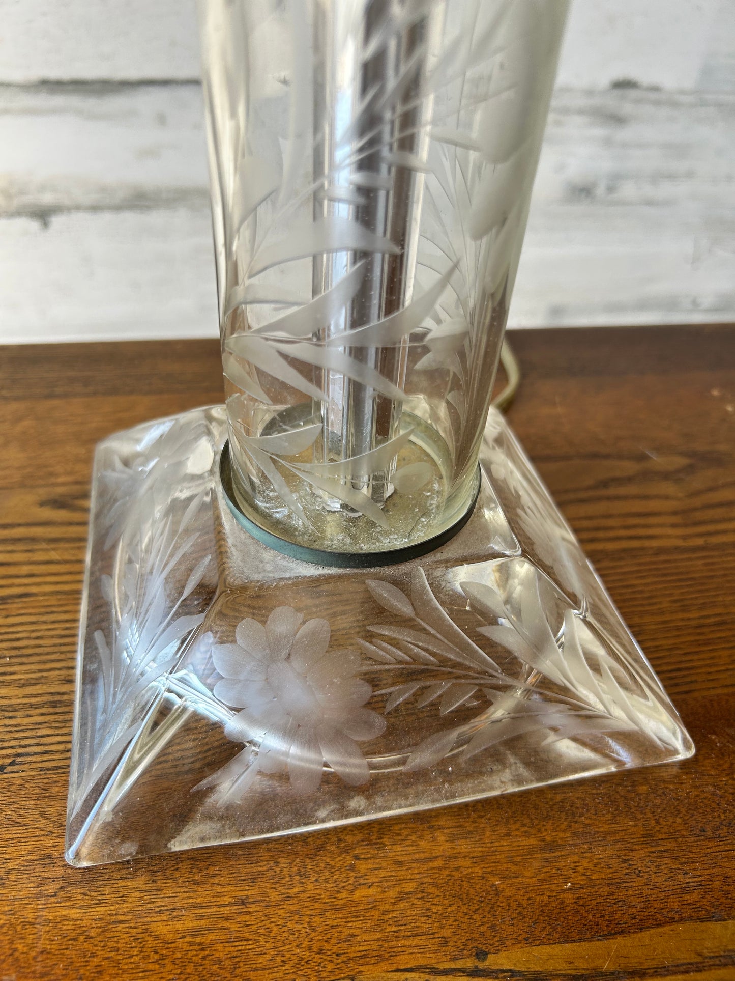 Vintage Etched Glass Table Lamp