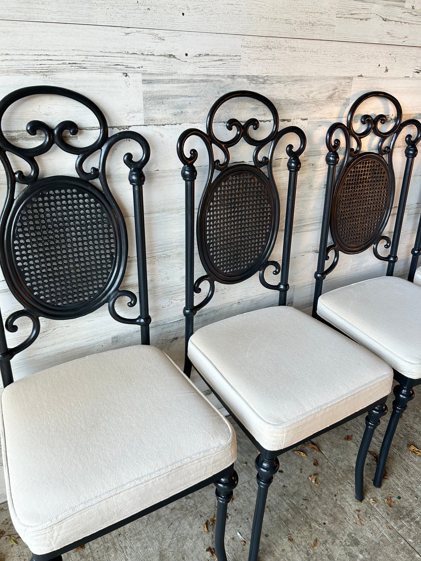 Set of 4 Metal Dining/Kitchen Chairs
