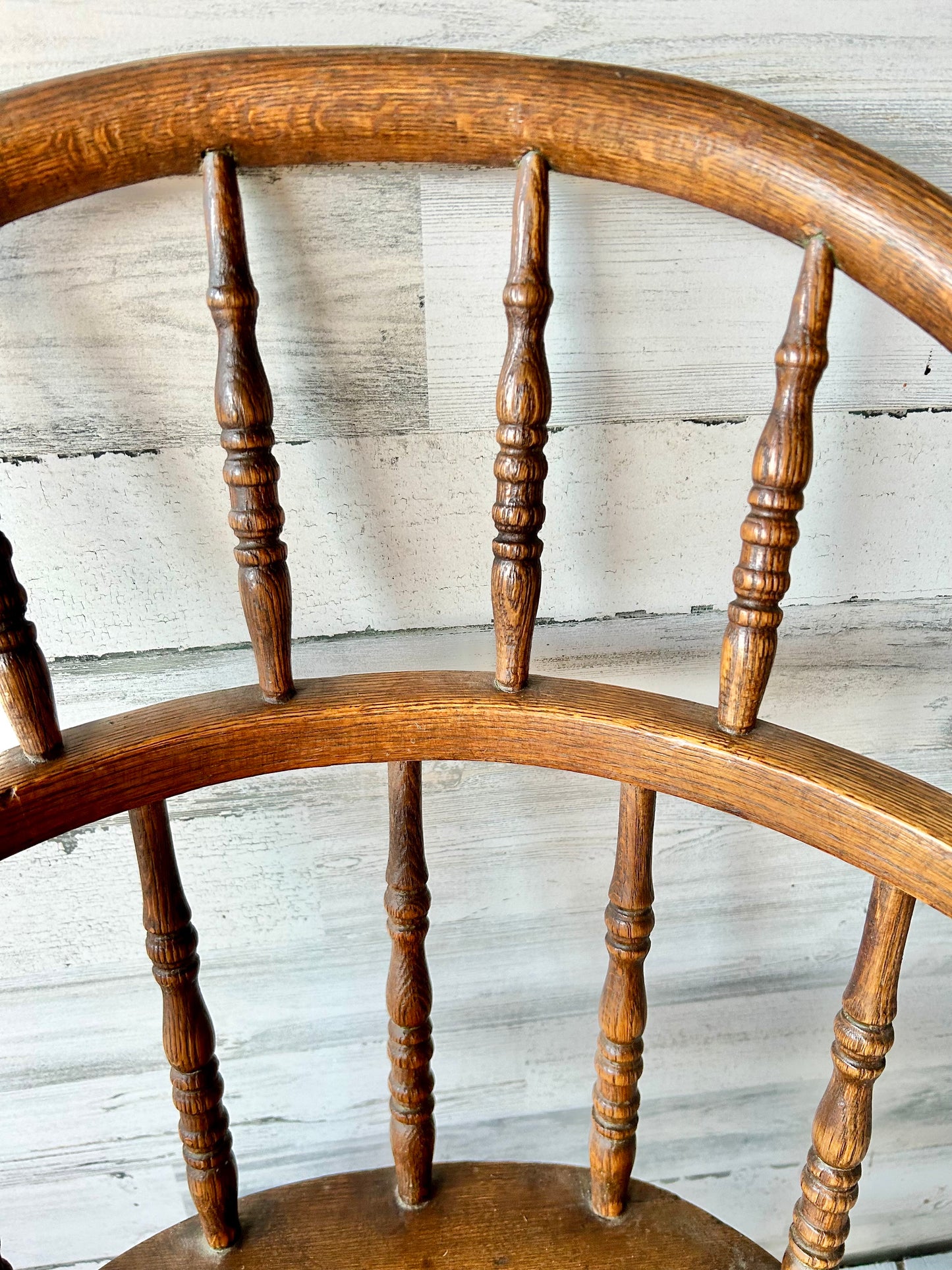 Antique Wood Windsor Chair