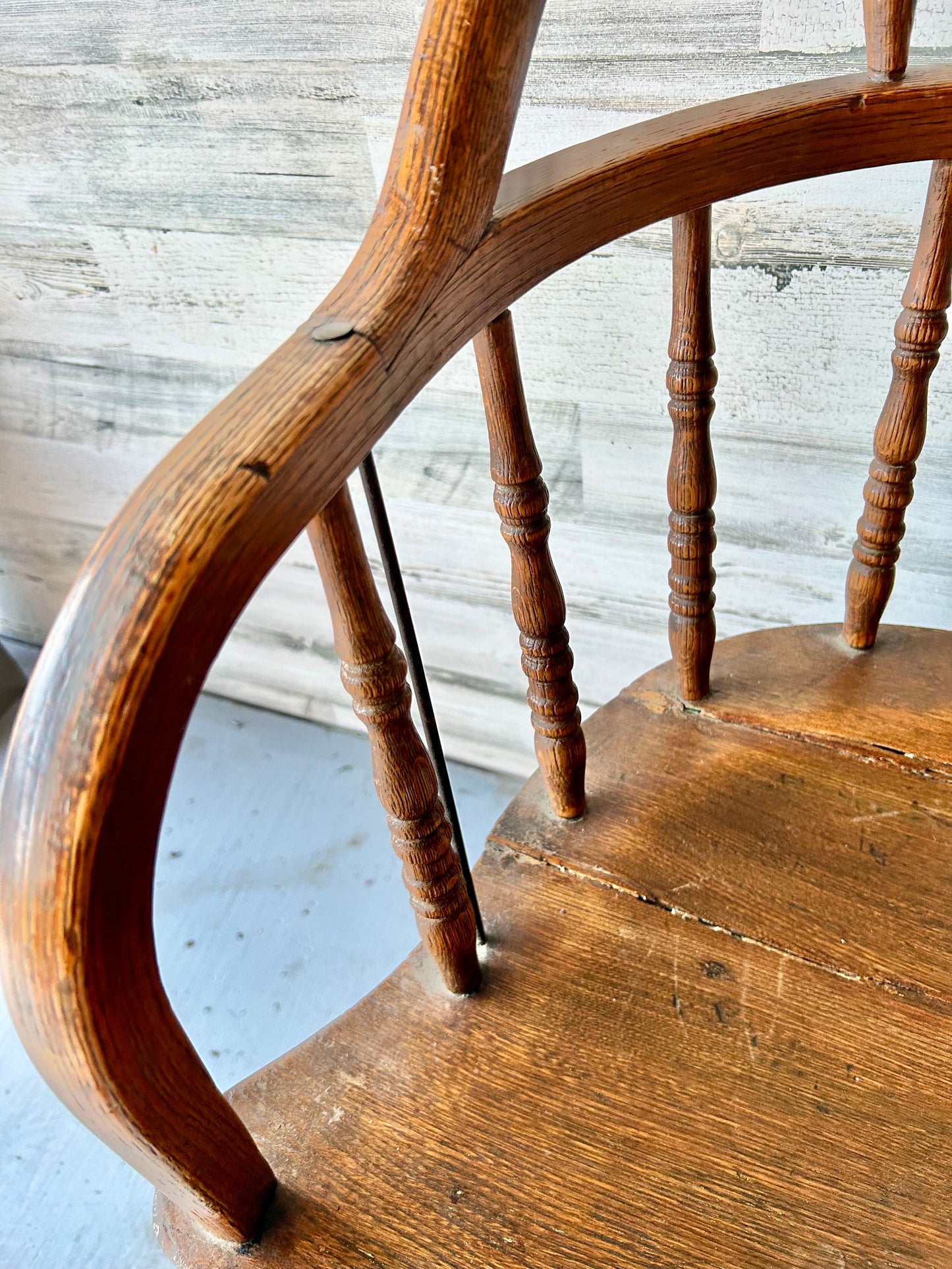 Antique Wood Windsor Chair