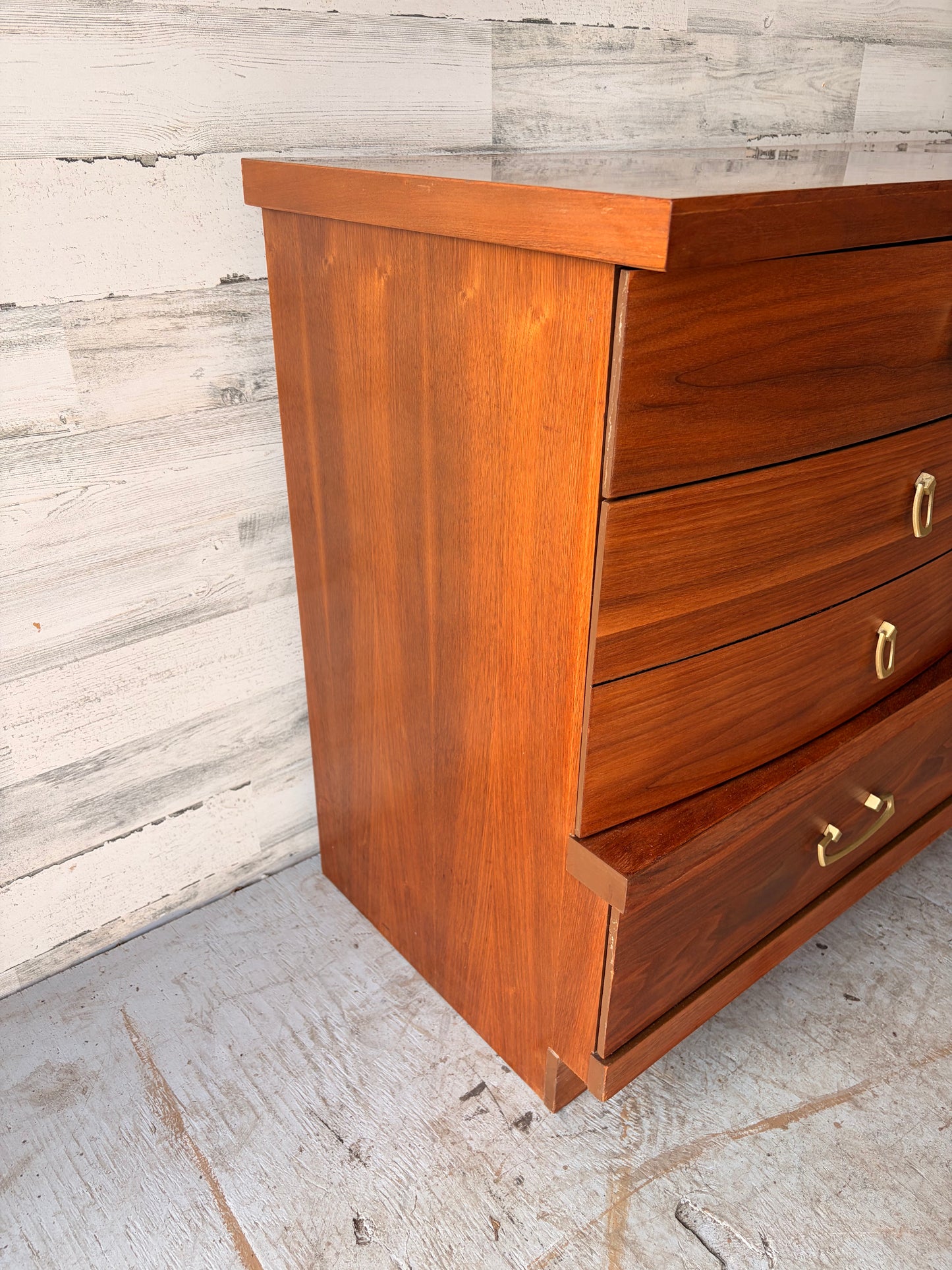 Vintage Mid Century Modern Bassett Dresser