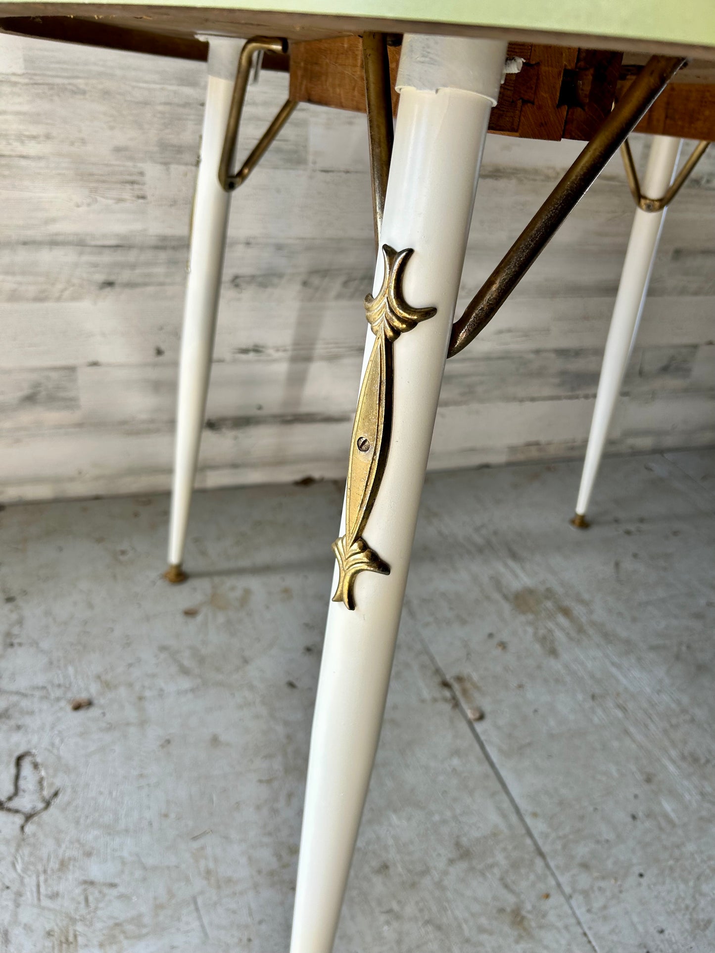 Vintage MCM Green Cafe/Kitchen Table